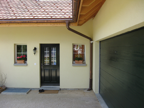 Landhaus in Grasswil Eingang / Garage